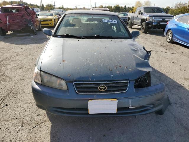 Photo 4 VIN: 4T1BF22K4YU956762 - TOYOTA CAMRY LE 