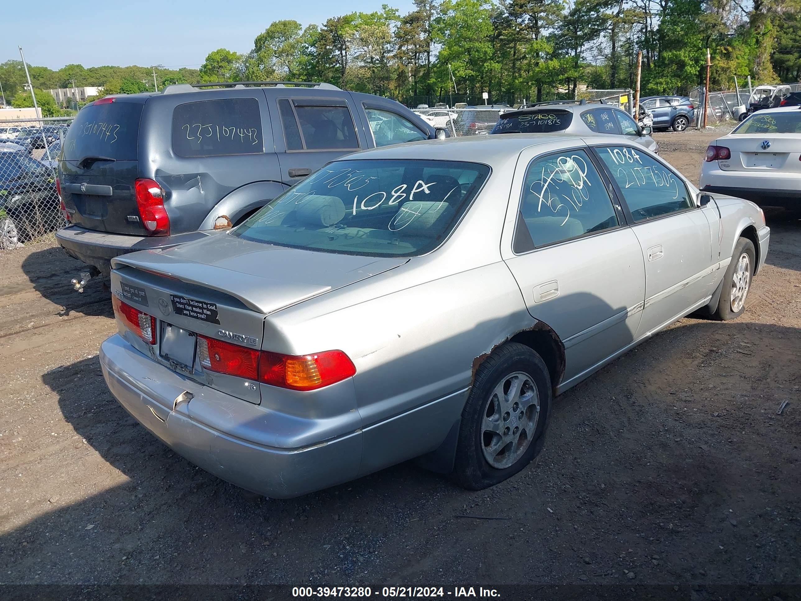 Photo 3 VIN: 4T1BF22K51U126622 - TOYOTA CAMRY 