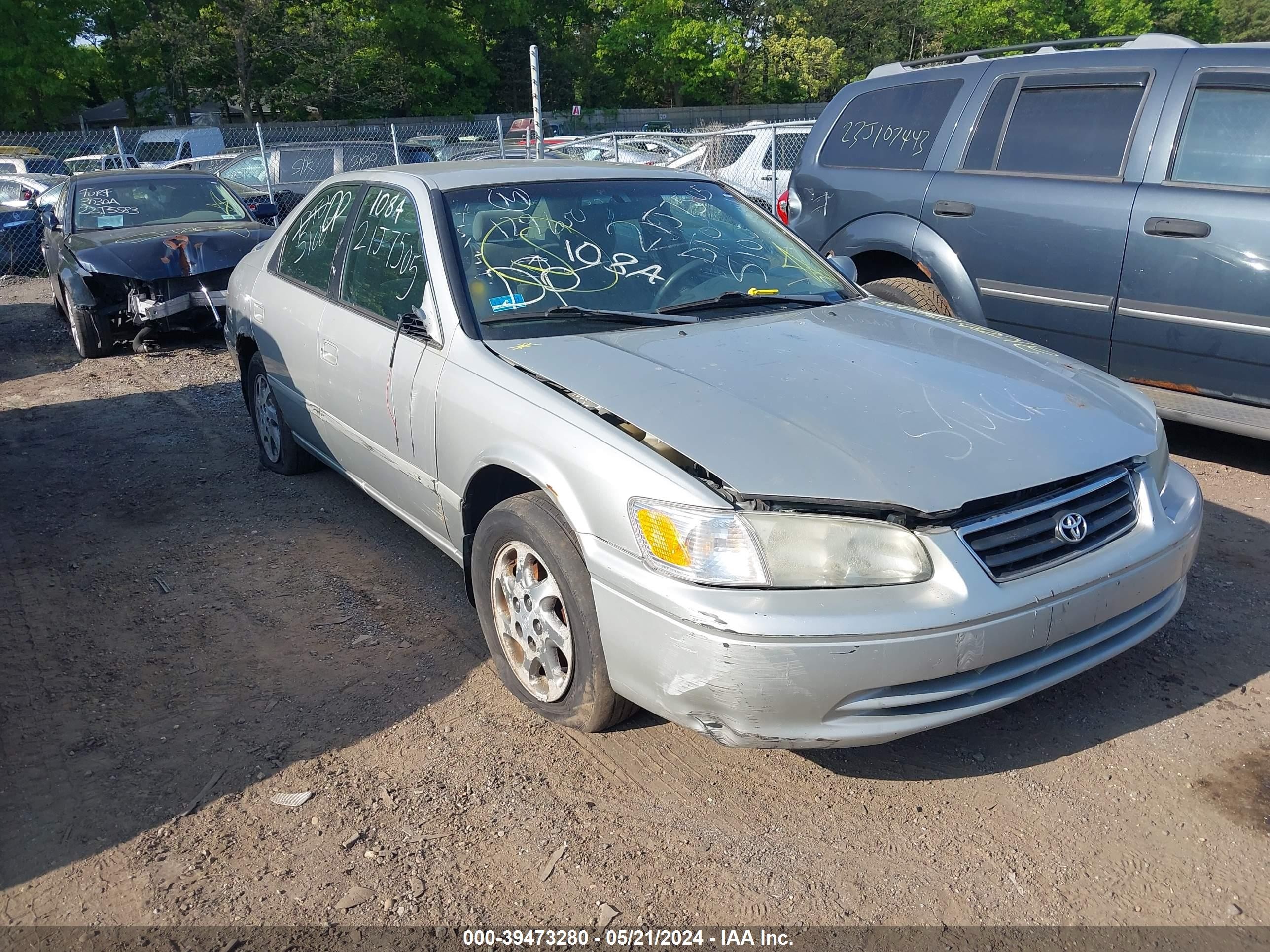 Photo 5 VIN: 4T1BF22K51U126622 - TOYOTA CAMRY 