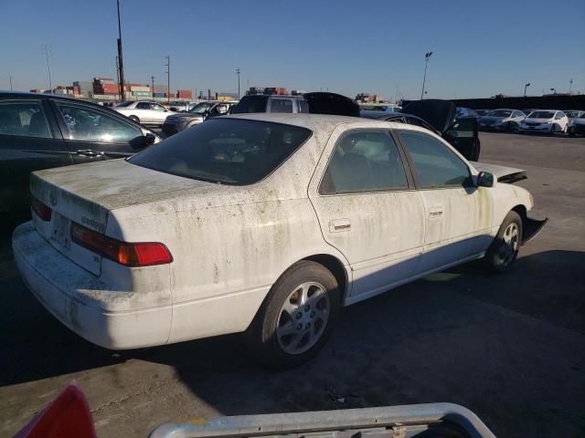 Photo 2 VIN: 4T1BF22K5VU914791 - TOYOTA CAMRY 