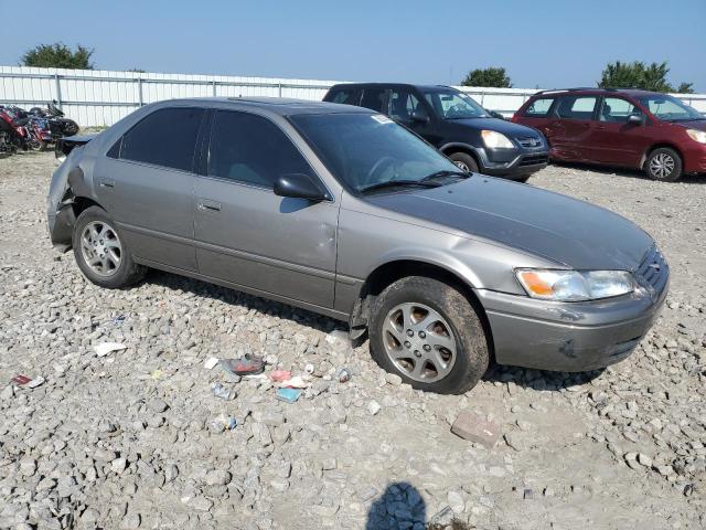 Photo 3 VIN: 4T1BF22K6VU027880 - TOYOTA CAMRY CE 