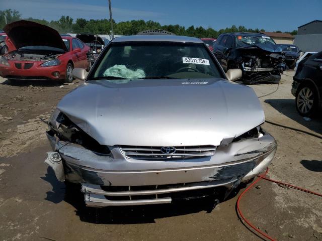 Photo 4 VIN: 4T1BF22K6XU932607 - TOYOTA CAMRY 