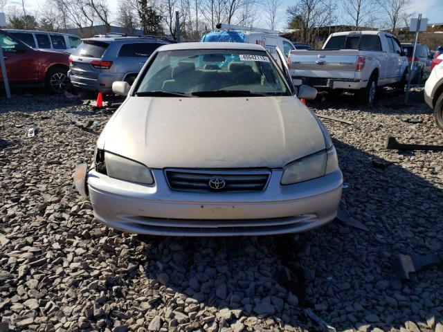 Photo 4 VIN: 4T1BF22K7YU951894 - TOYOTA CAMRY 