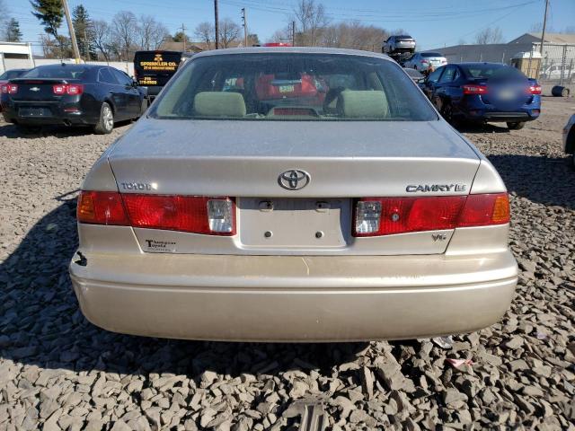 Photo 5 VIN: 4T1BF22K7YU951894 - TOYOTA CAMRY 