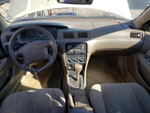 Photo 7 VIN: 4T1BF22K7YU951894 - TOYOTA CAMRY 