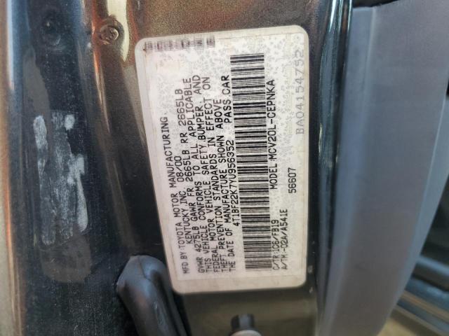 Photo 11 VIN: 4T1BF22K7YU956352 - TOYOTA CAMRY LE 