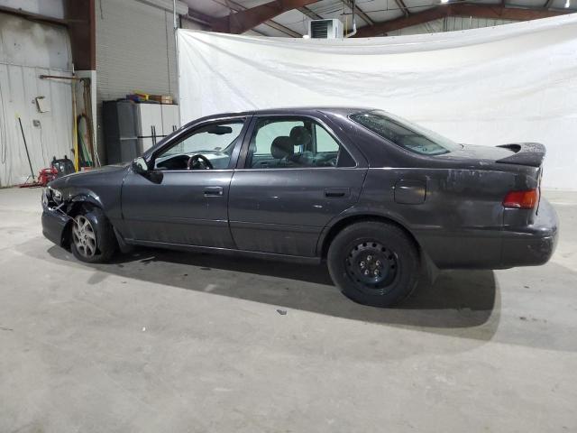 Photo 1 VIN: 4T1BF22K8YU955355 - TOYOTA CAMRY 