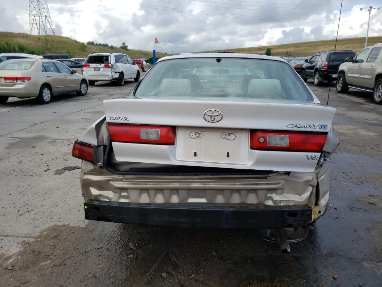 Photo 5 VIN: 4T1BF22K9VU016064 - TOYOTA CAMRY 