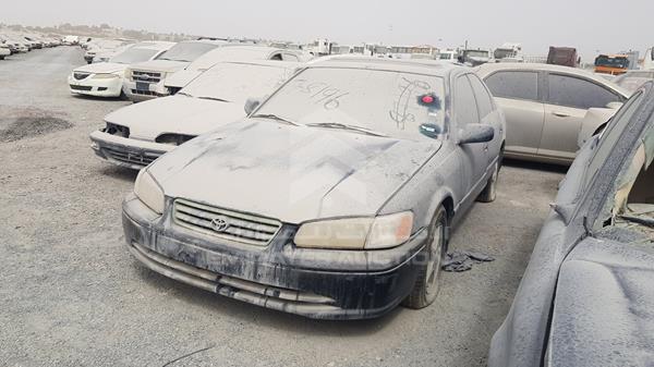 Photo 3 VIN: 4T1BF22K9YU091724 - TOYOTA CAMRY 