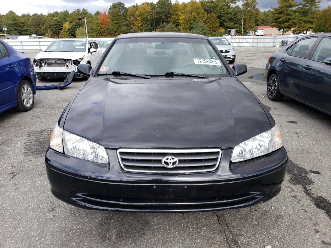 Photo 4 VIN: 4T1BF22K9YU952805 - TOYOTA CAMRY 