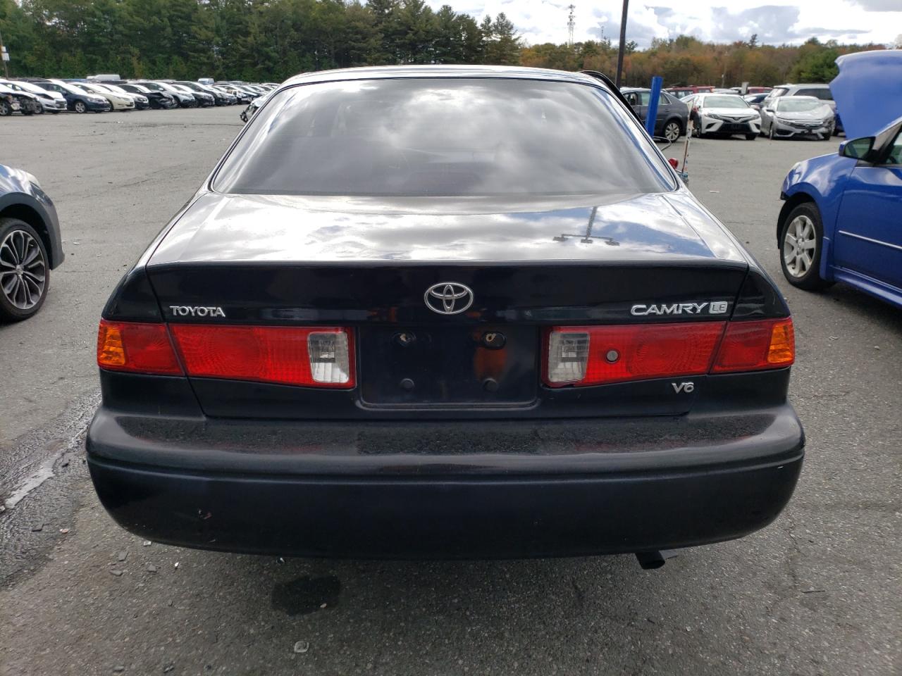 Photo 5 VIN: 4T1BF22K9YU952805 - TOYOTA CAMRY 