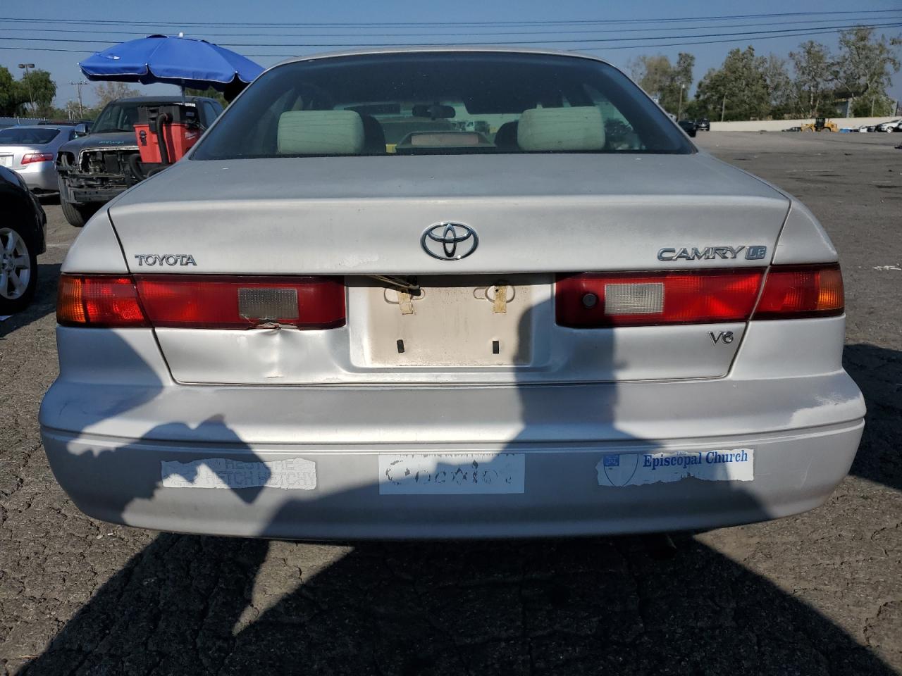 Photo 5 VIN: 4T1BF22KXVU911305 - TOYOTA CAMRY 