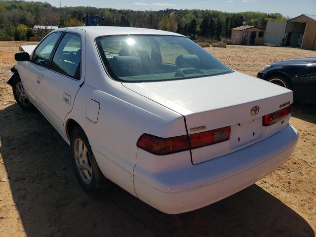 Photo 2 VIN: 4T1BF22KXVU915208 - TOYOTA CAMRY CE 