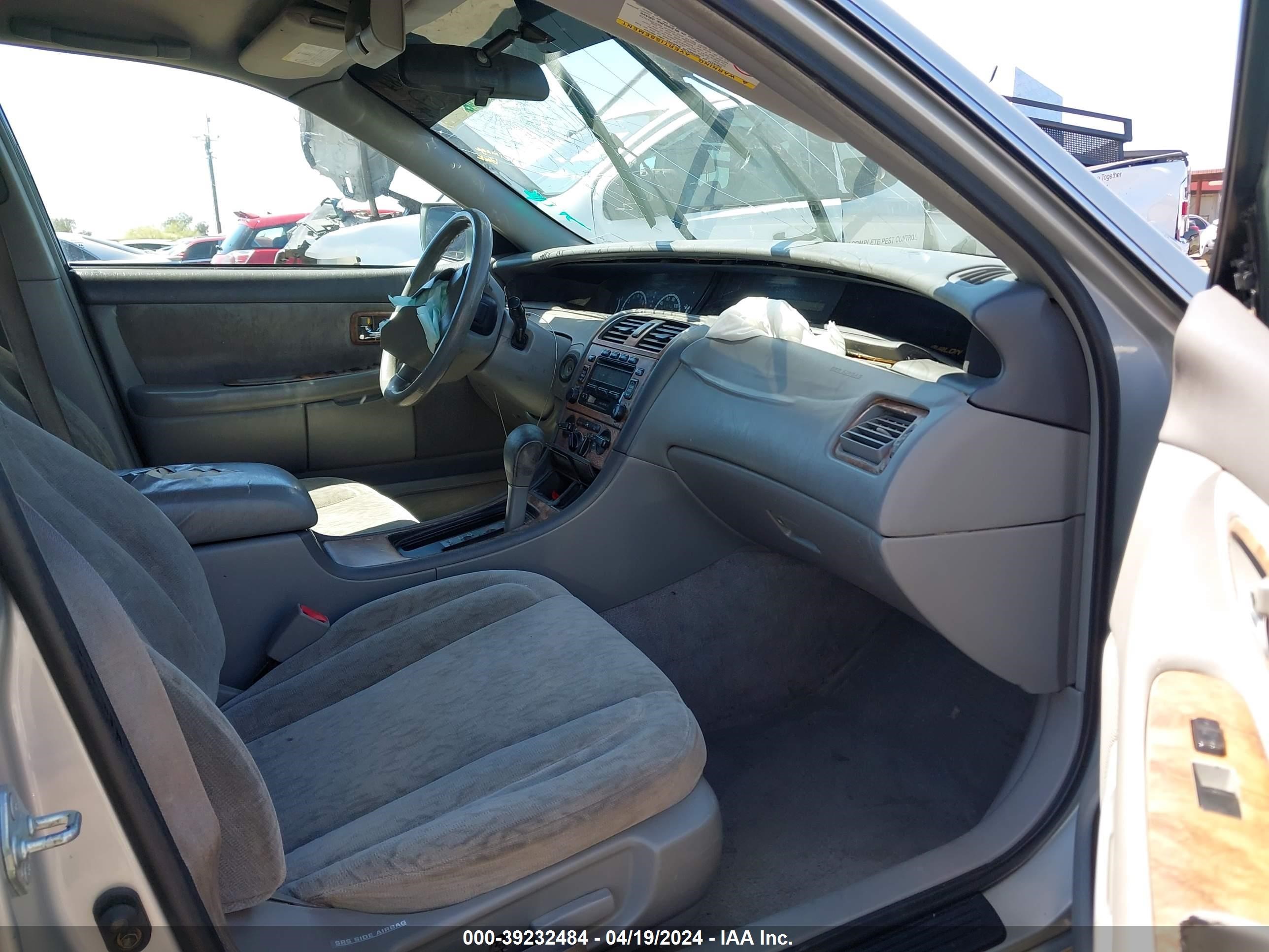 Photo 4 VIN: 4T1BF28B01U159938 - TOYOTA AVALON 