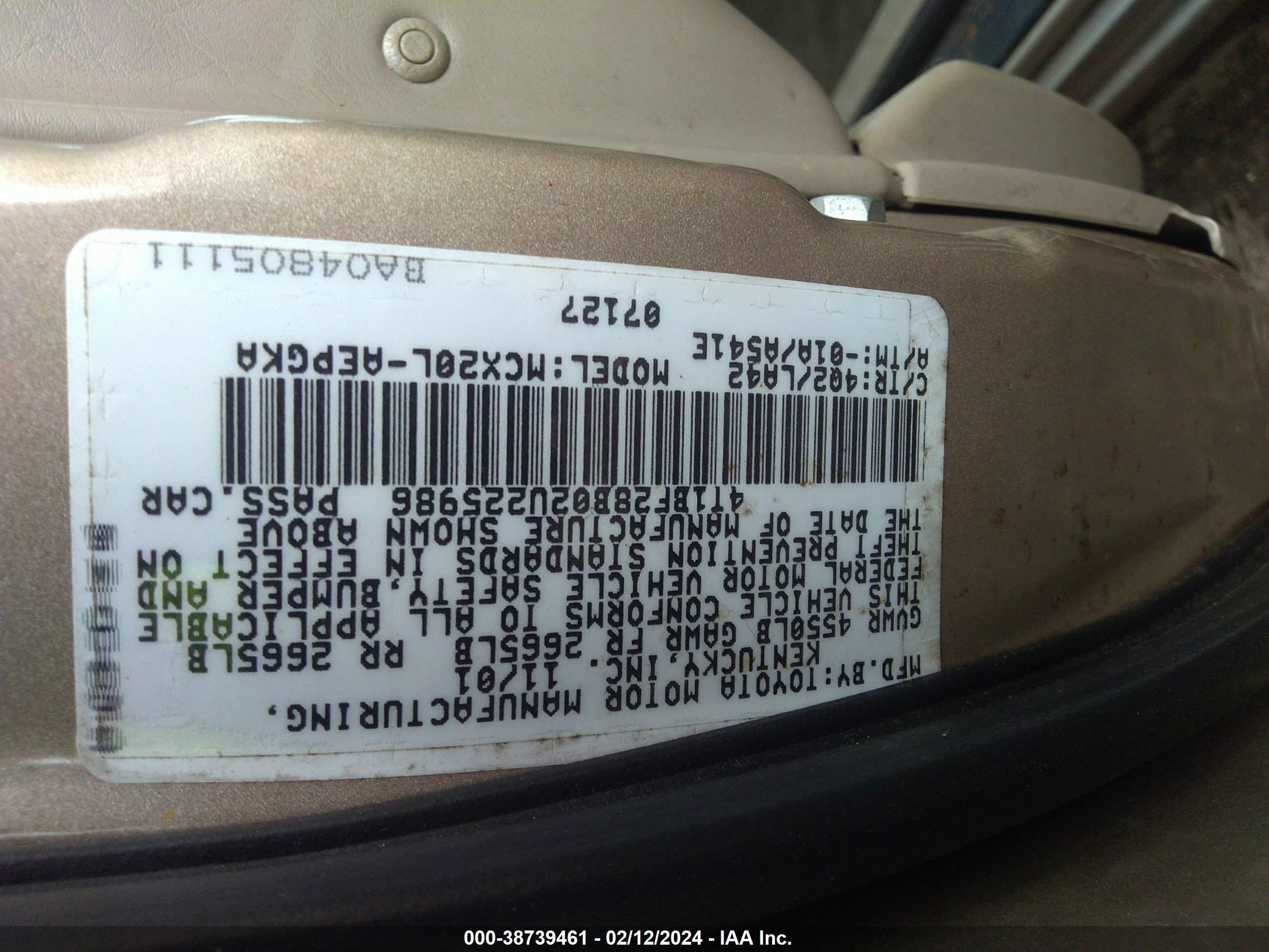 Photo 8 VIN: 4T1BF28B02U225986 - TOYOTA AVALON 