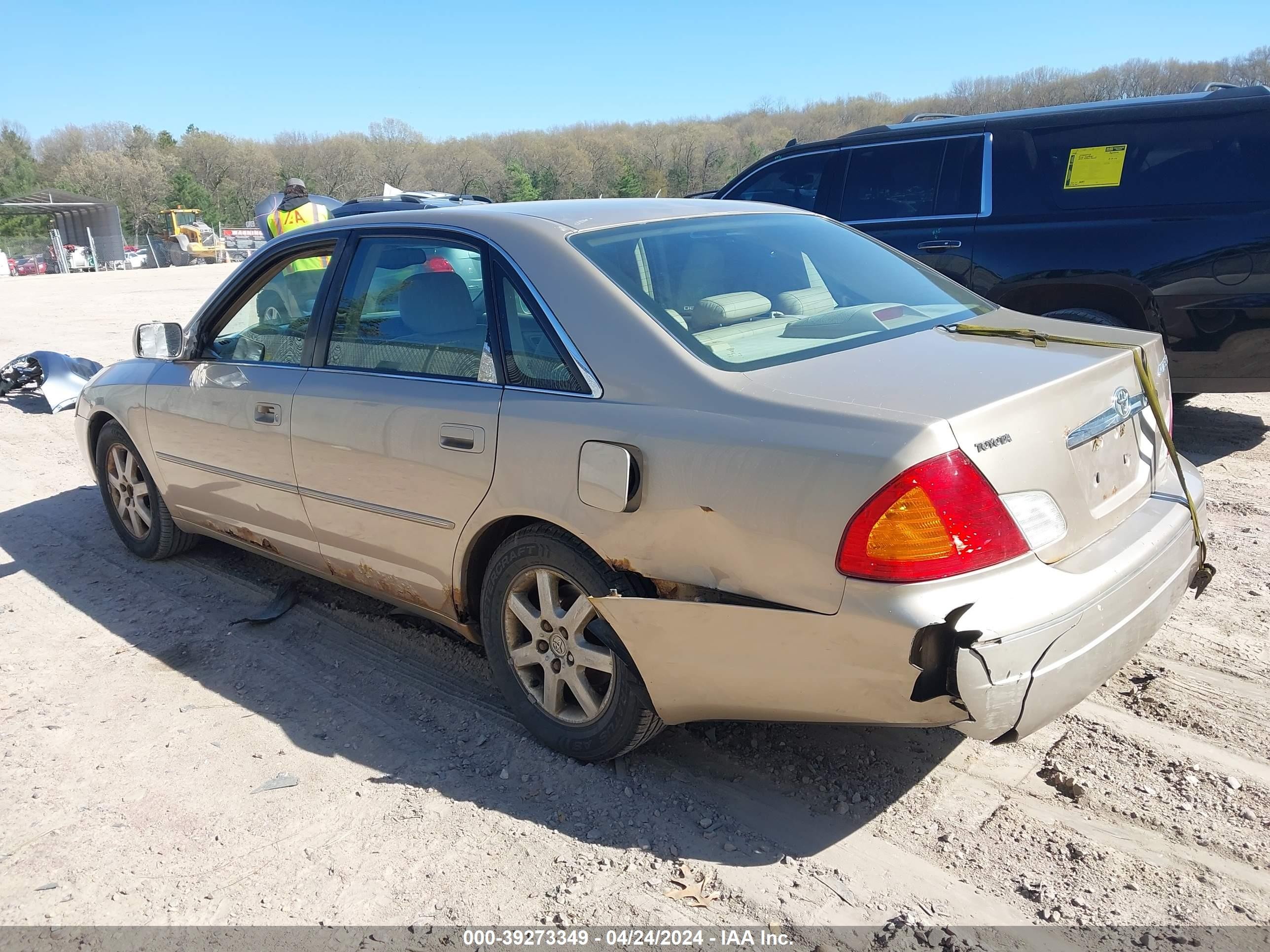 Photo 2 VIN: 4T1BF28B02U266506 - TOYOTA AVALON 