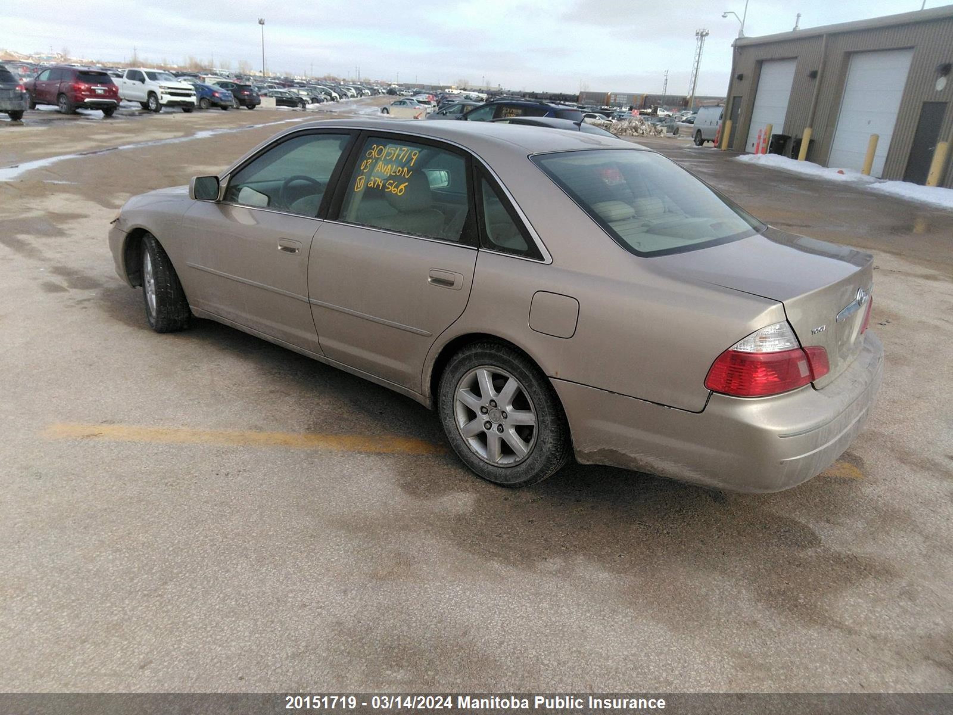 Photo 2 VIN: 4T1BF28B13U274566 - TOYOTA AVALON 