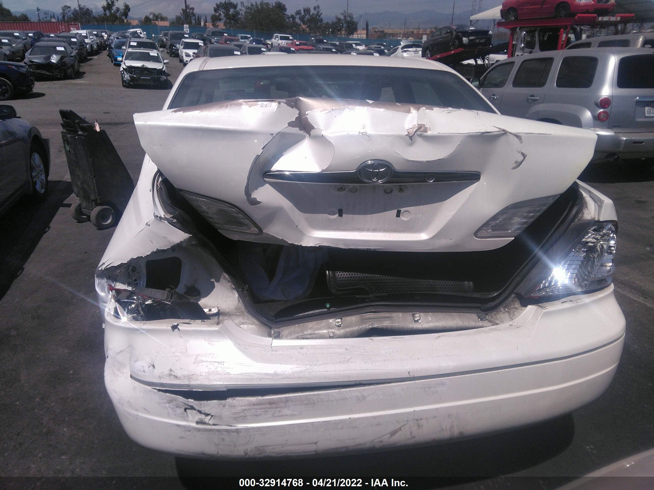 Photo 5 VIN: 4T1BF28B1YU077825 - TOYOTA AVALON 