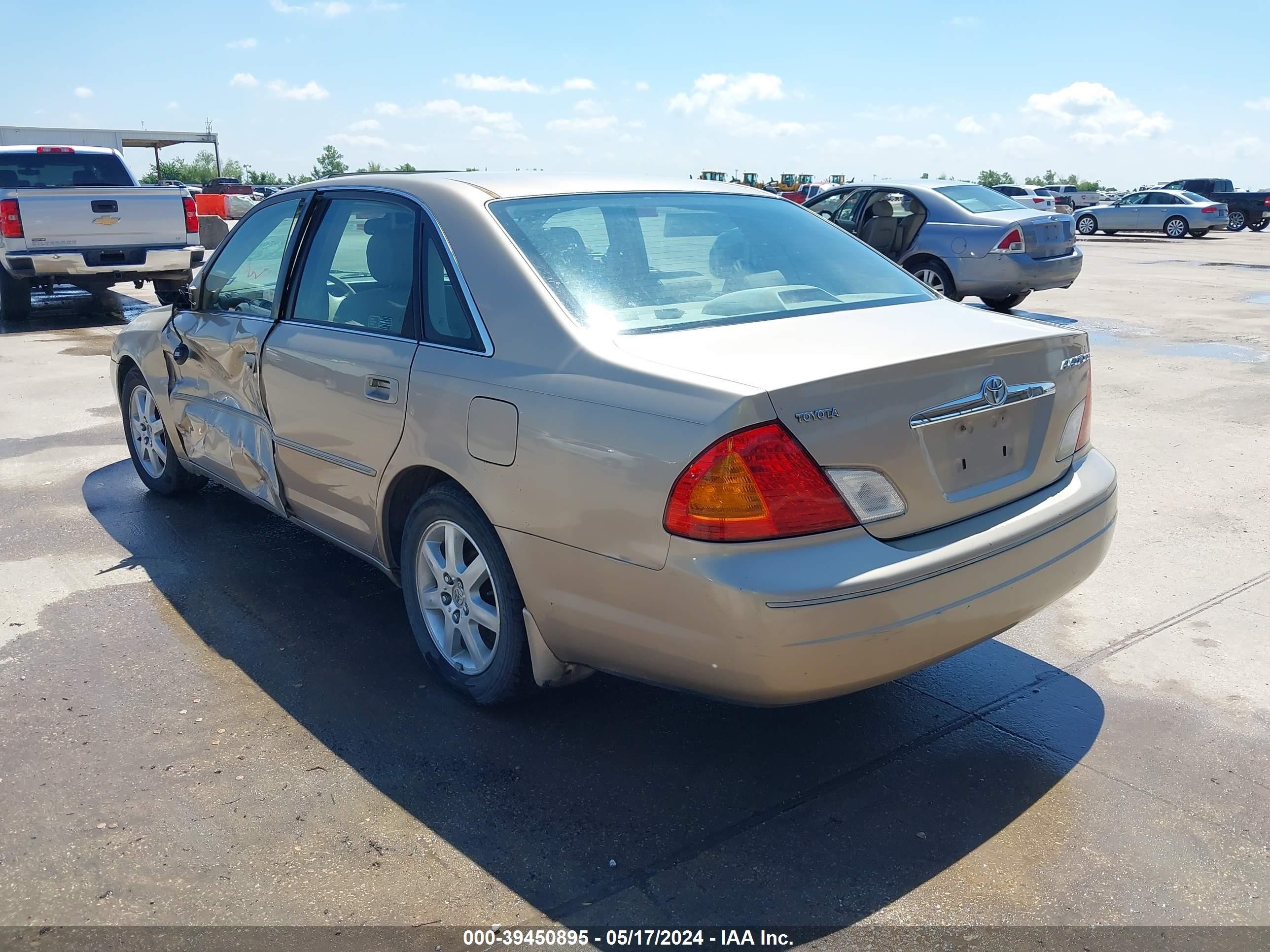 Photo 2 VIN: 4T1BF28B21U153333 - TOYOTA AVALON 