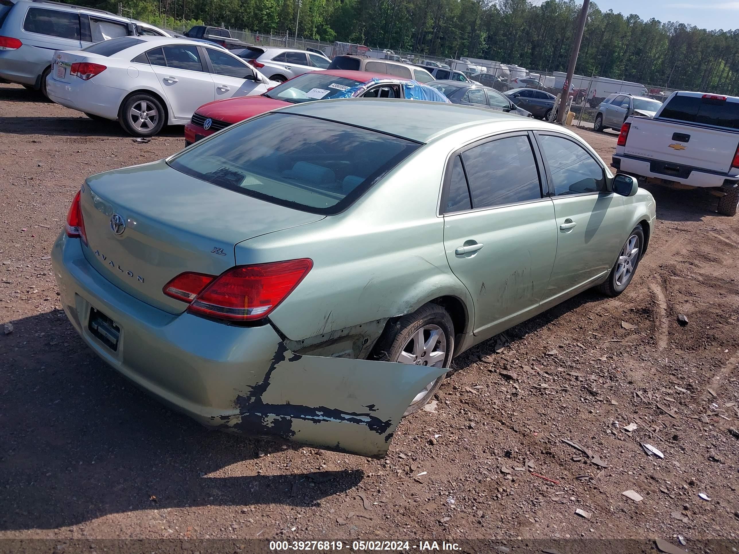 Photo 3 VIN: 4T1BF28B34U364206 - TOYOTA AVALON 