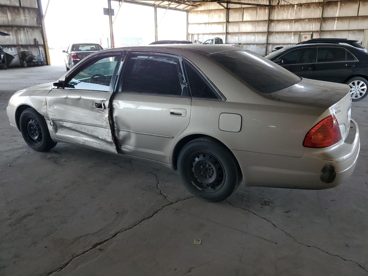 Photo 1 VIN: 4T1BF28B3YU027184 - TOYOTA AVALON 