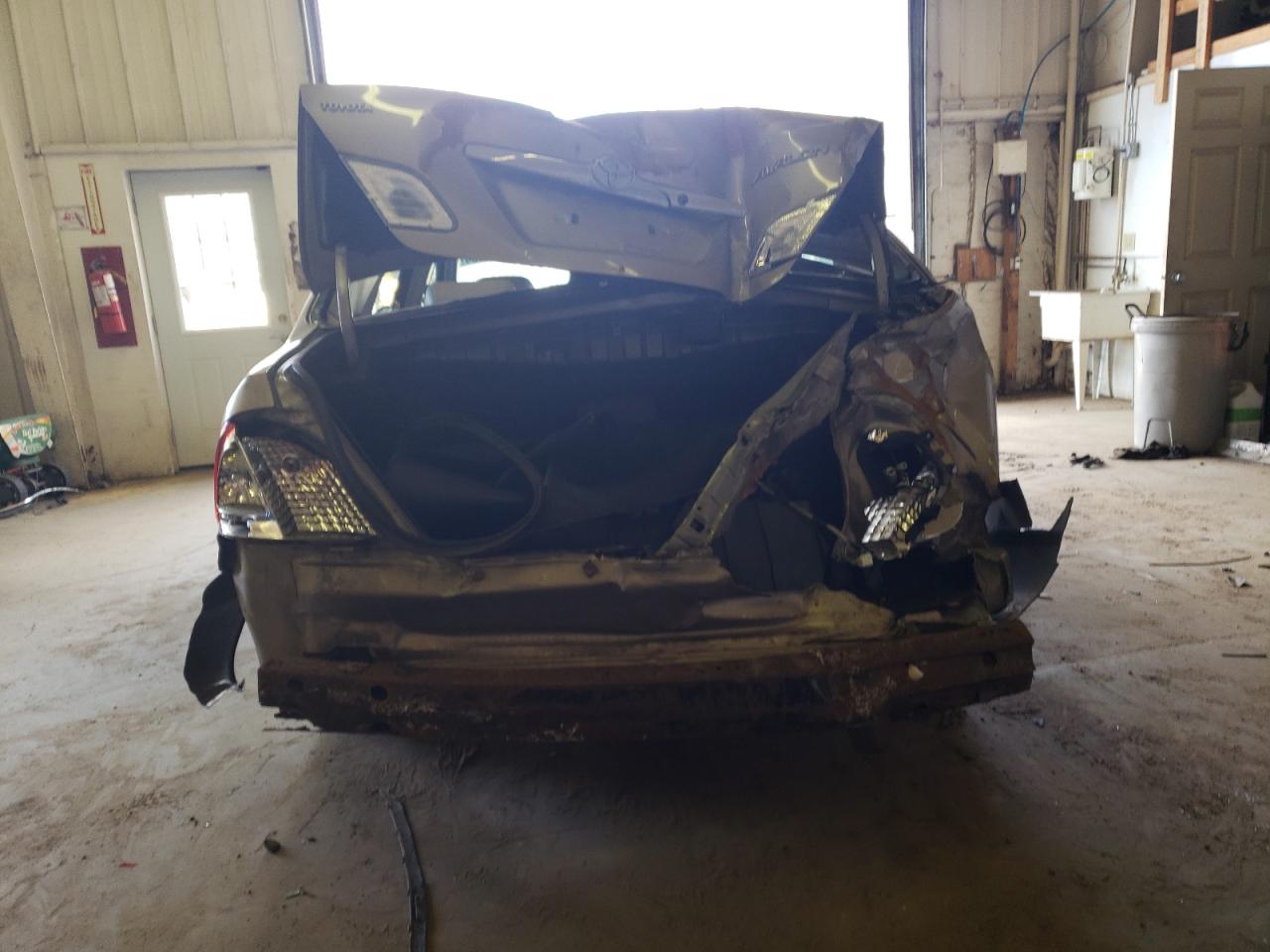 Photo 5 VIN: 4T1BF28B4YU094246 - TOYOTA AVALON 