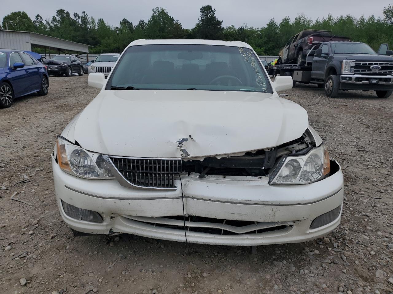 Photo 4 VIN: 4T1BF28B4YU103902 - TOYOTA AVALON 