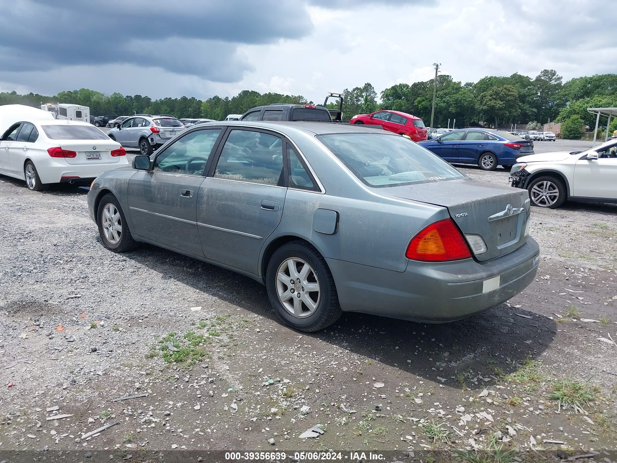 Photo 2 VIN: 4T1BF28B51U123842 - TOYOTA AVALON 