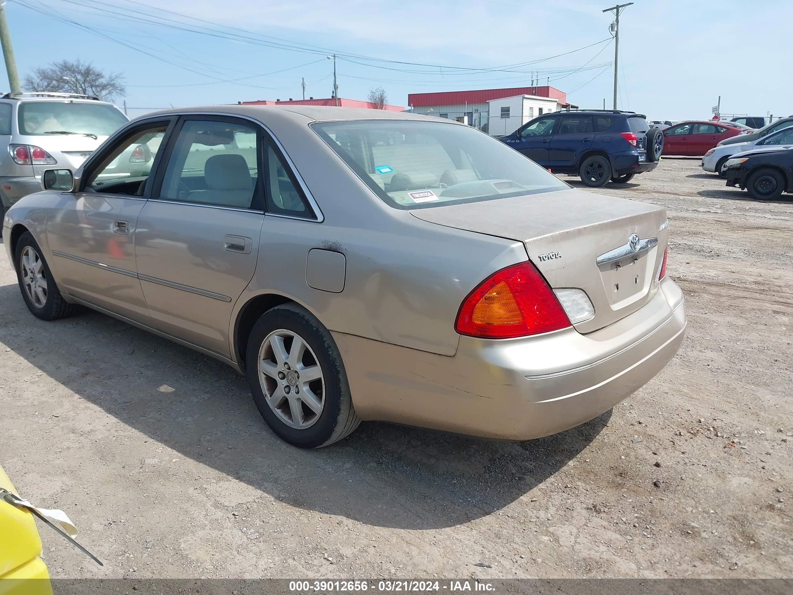 Photo 2 VIN: 4T1BF28B52U213655 - TOYOTA AVALON 