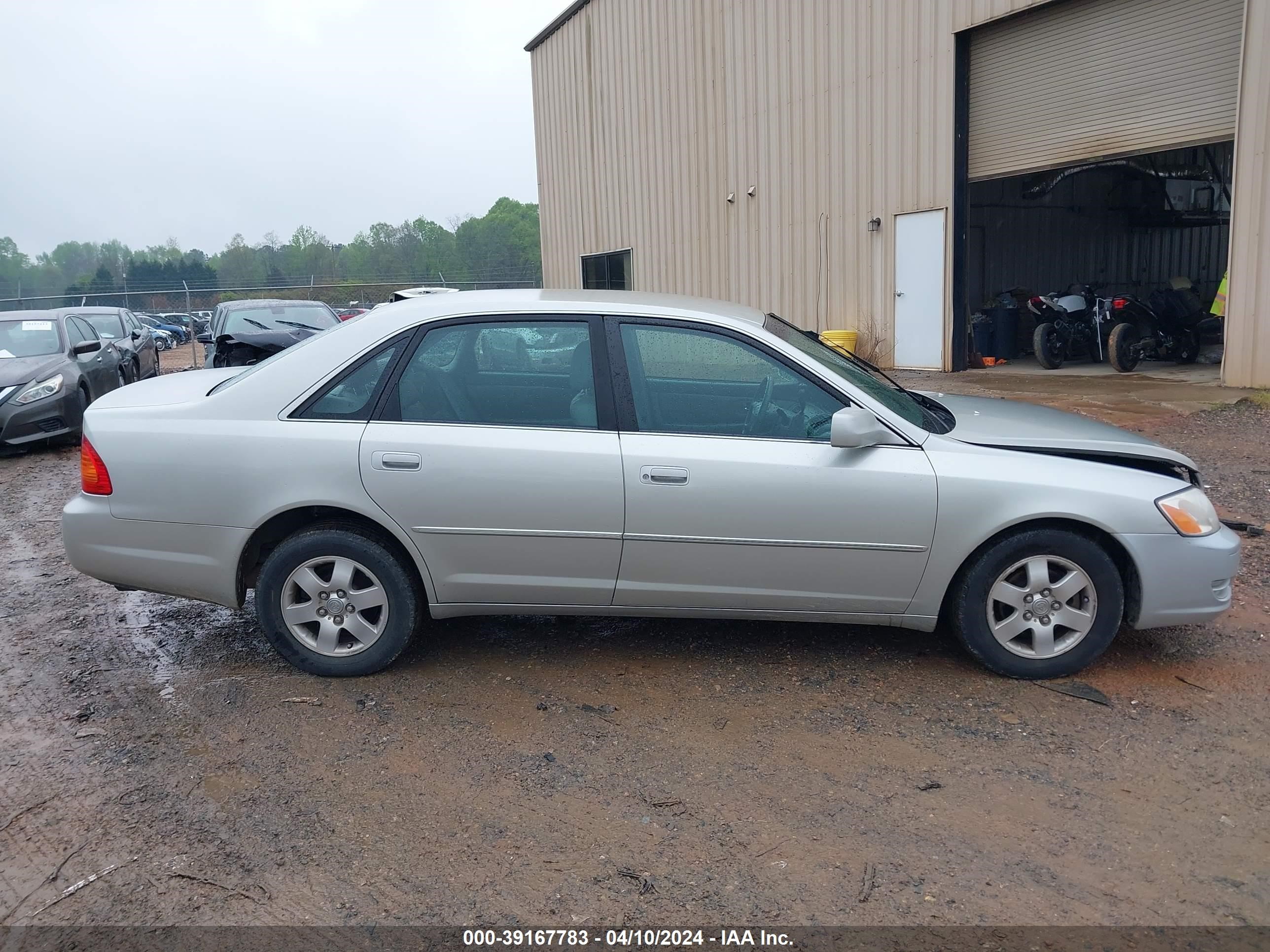 Photo 12 VIN: 4T1BF28B5YU087208 - TOYOTA AVALON 