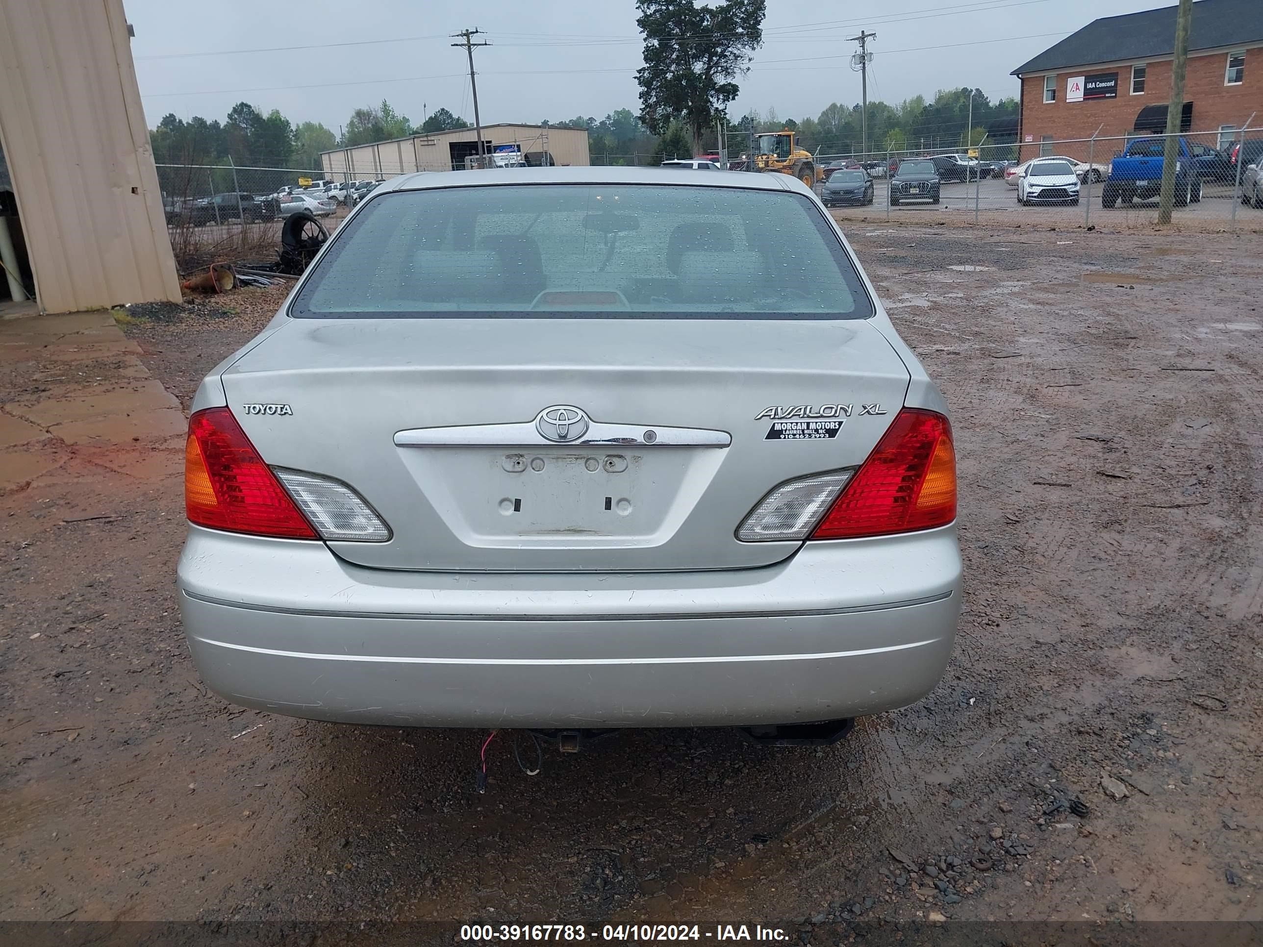 Photo 15 VIN: 4T1BF28B5YU087208 - TOYOTA AVALON 