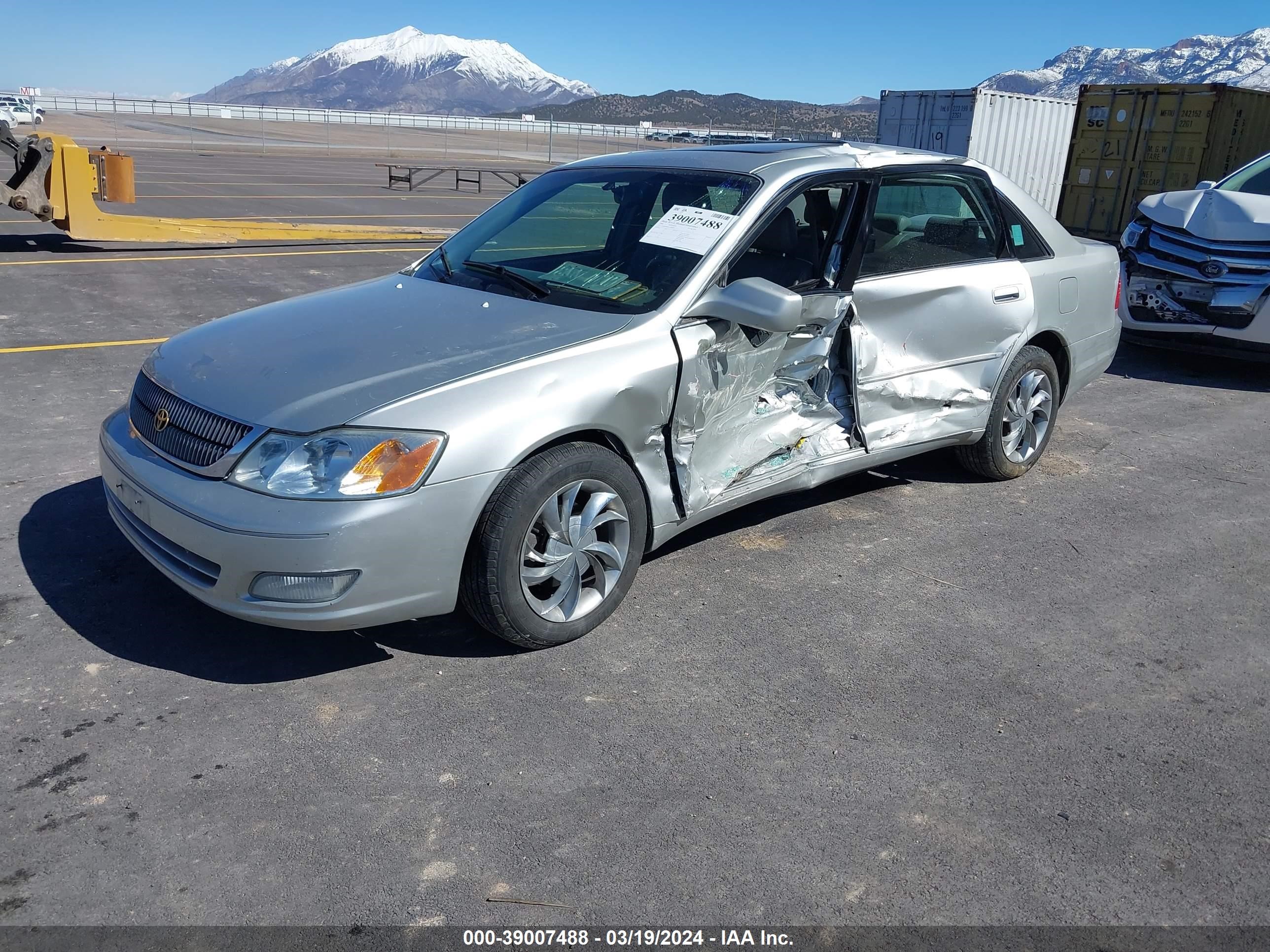 Photo 1 VIN: 4T1BF28B61U189879 - TOYOTA AVALON 