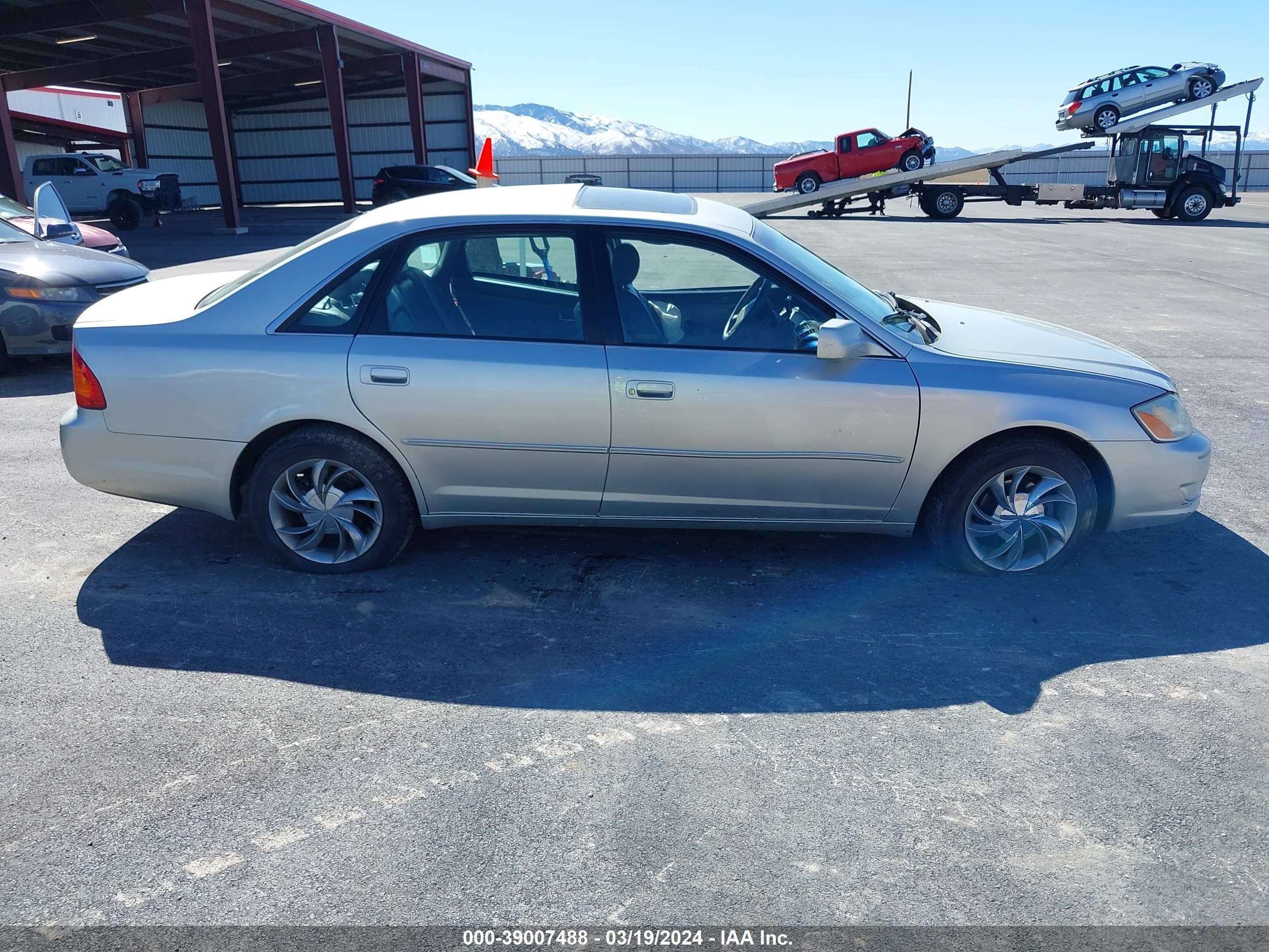 Photo 12 VIN: 4T1BF28B61U189879 - TOYOTA AVALON 