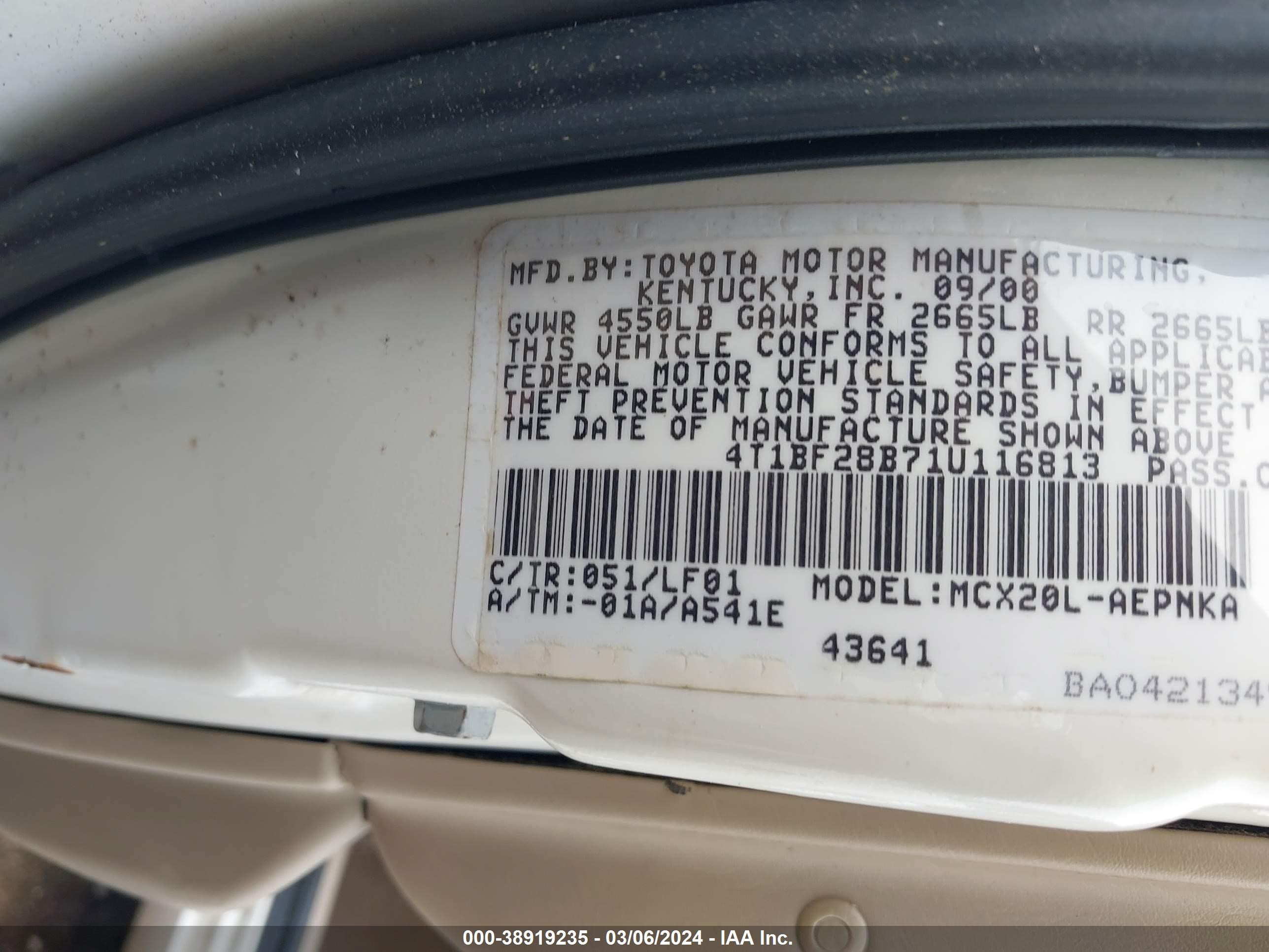 Photo 8 VIN: 4T1BF28B71U116813 - TOYOTA AVALON 