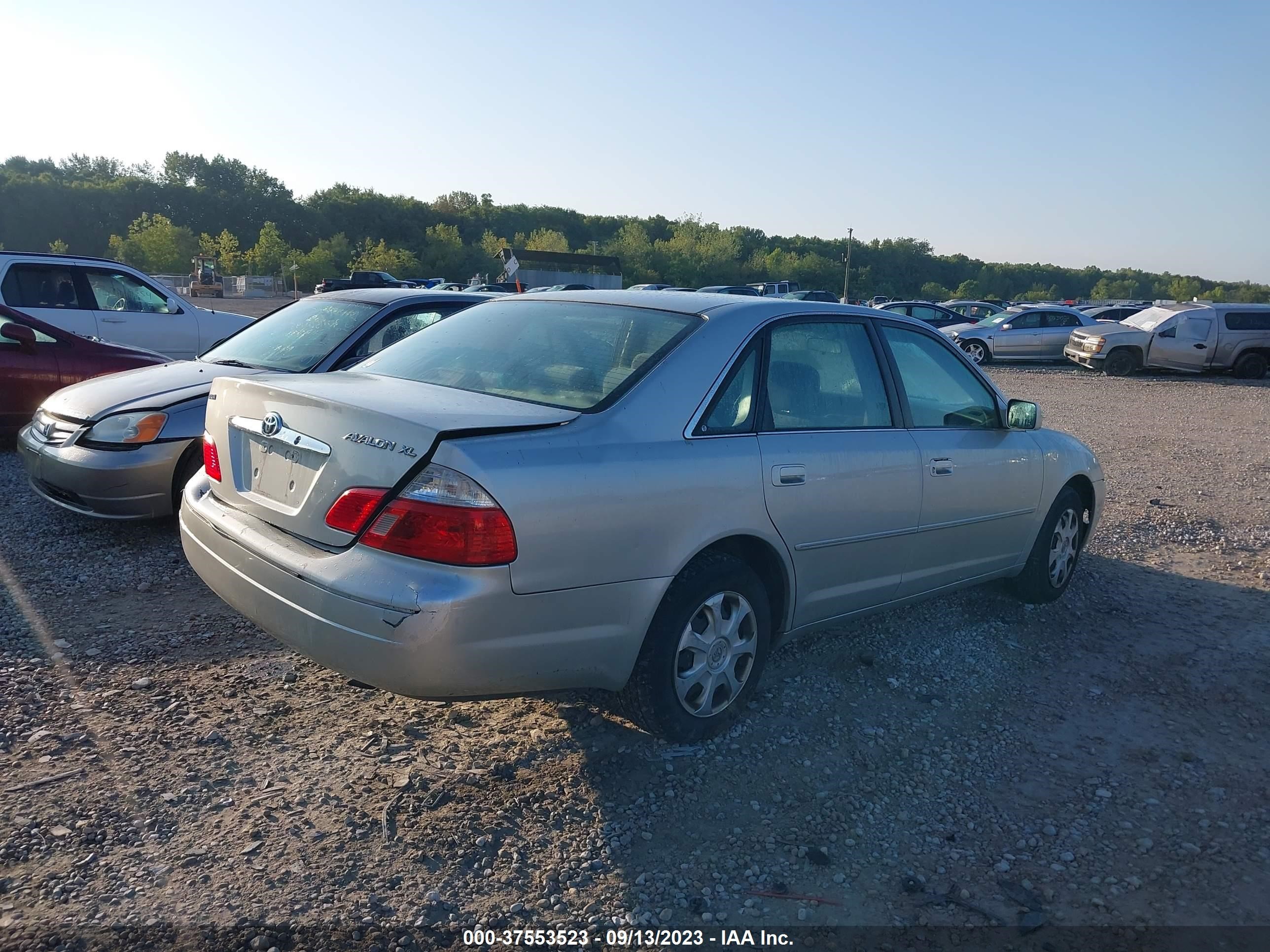 Photo 3 VIN: 4T1BF28B73U311328 - TOYOTA AVALON 