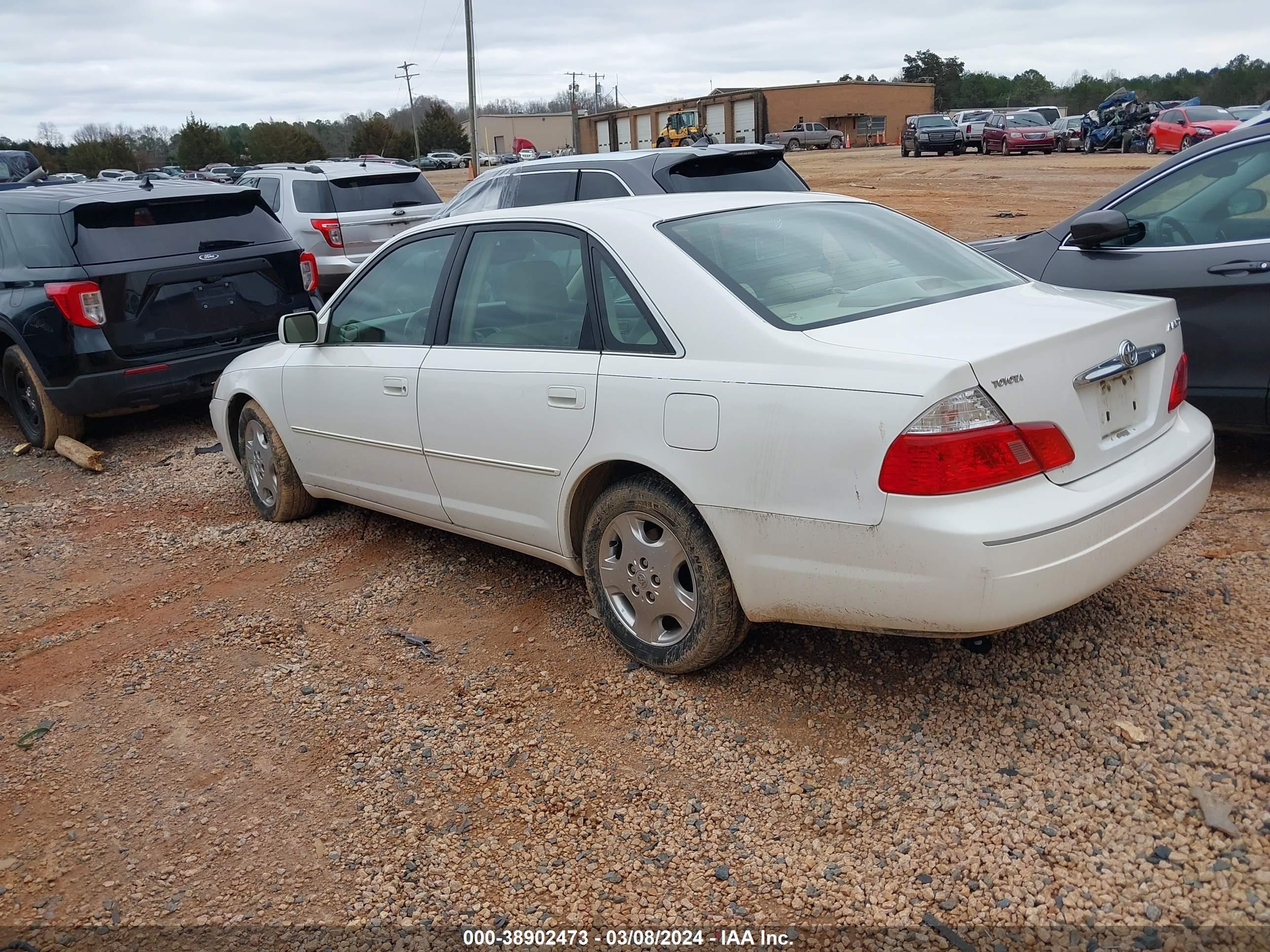 Photo 2 VIN: 4T1BF28B73U320711 - TOYOTA AVALON 