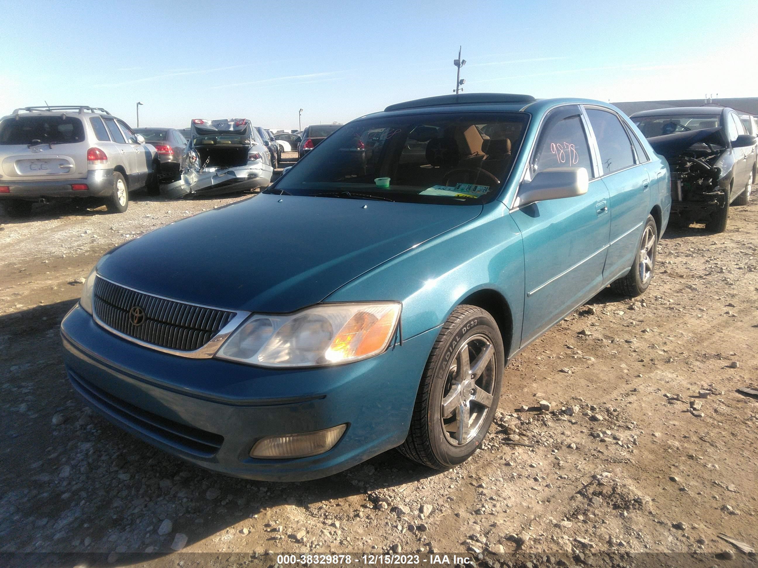 Photo 1 VIN: 4T1BF28B7YU086545 - TOYOTA AVALON 