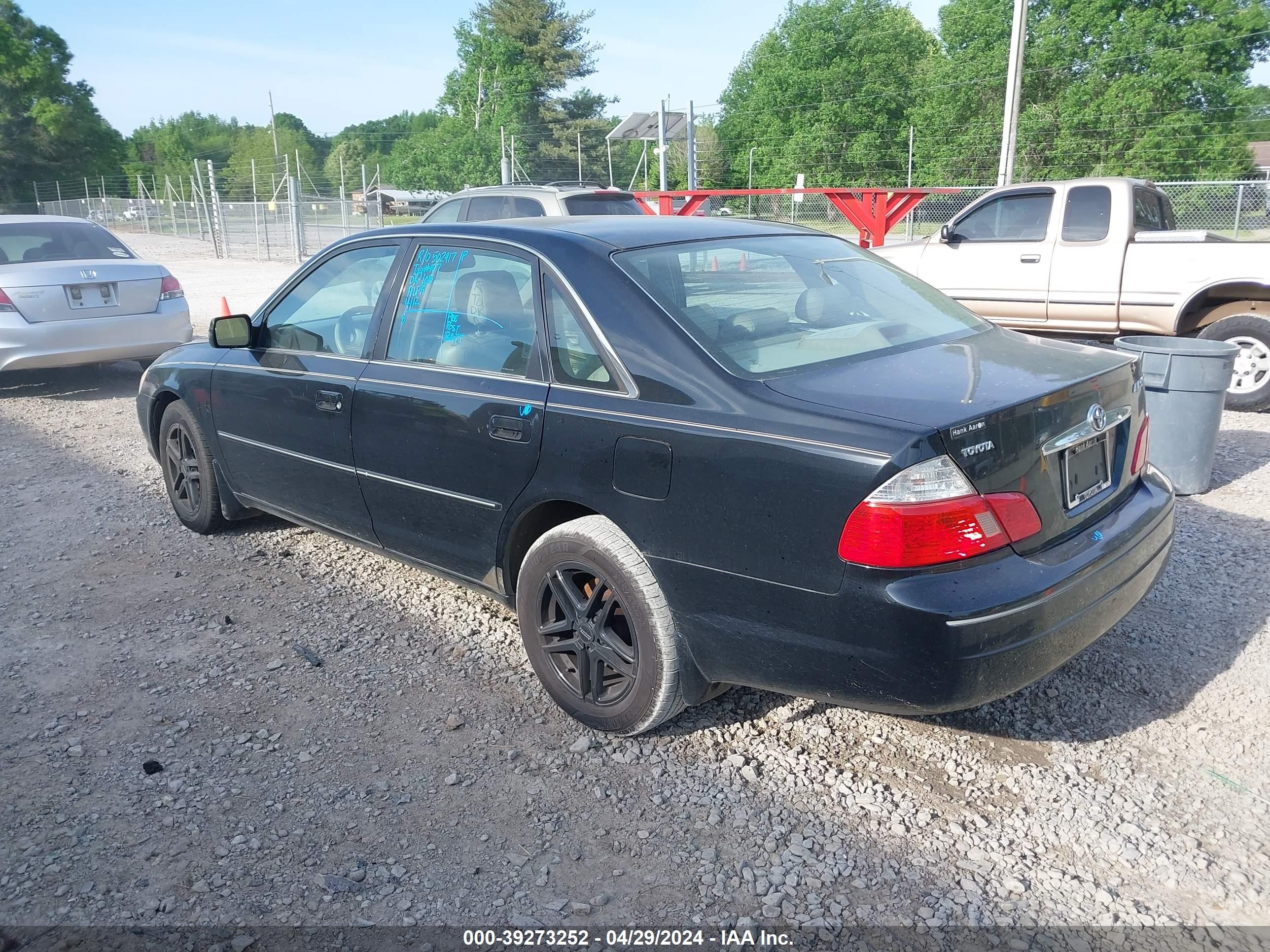 Photo 2 VIN: 4T1BF28B84U340399 - TOYOTA AVALON 