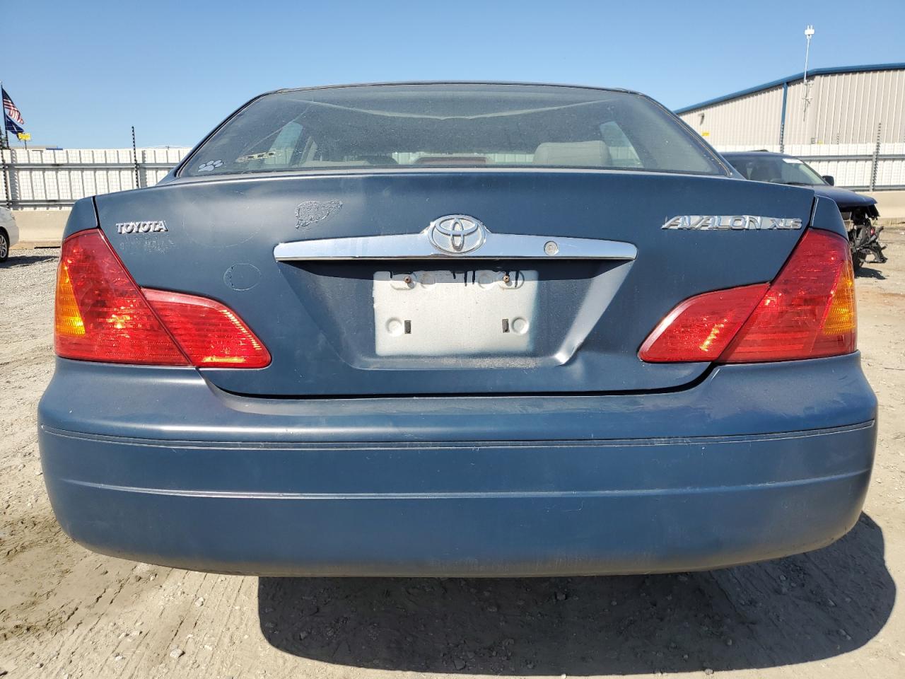 Photo 5 VIN: 4T1BF28B8YU082181 - TOYOTA AVALON 