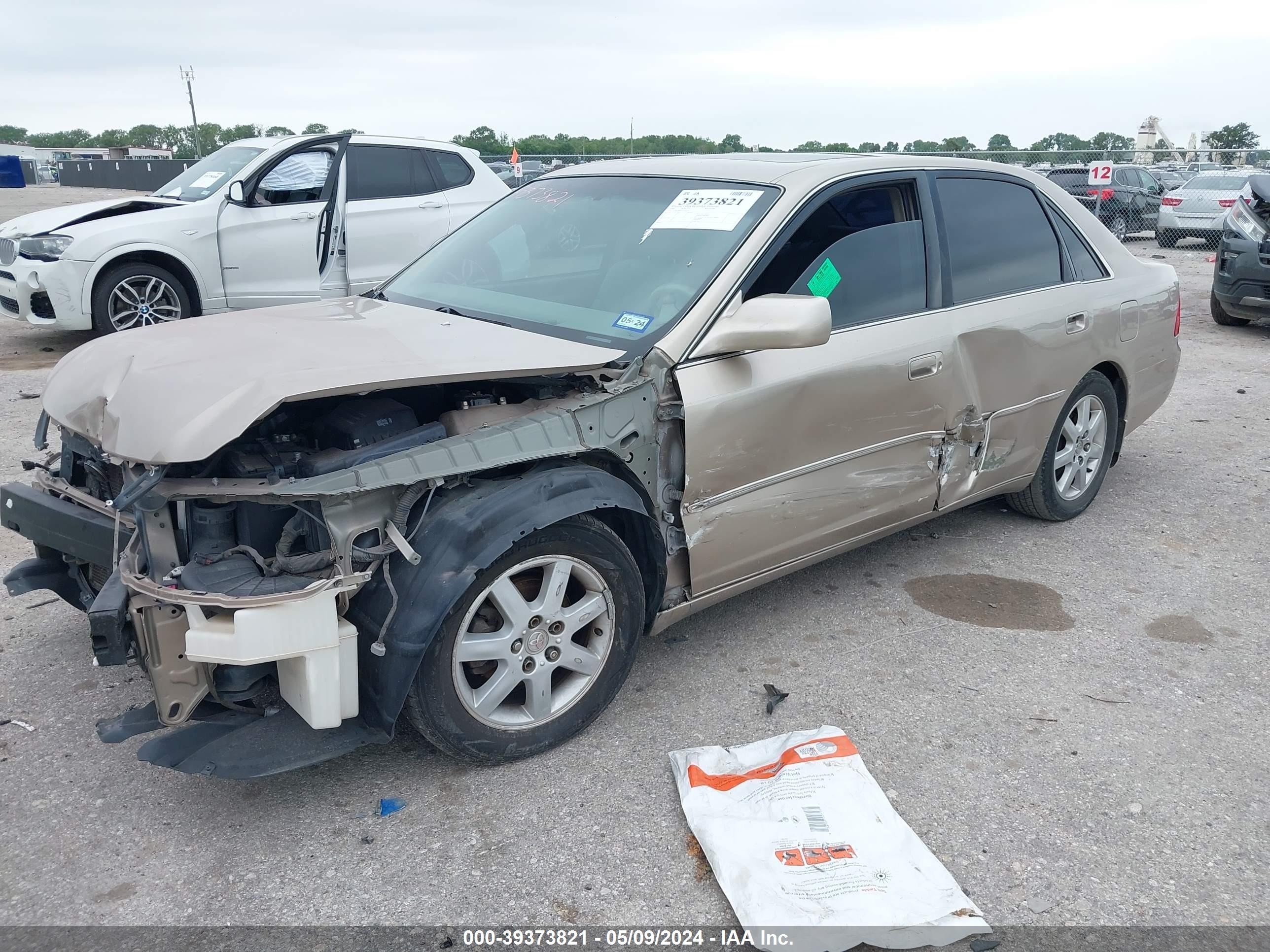 Photo 1 VIN: 4T1BF28B9YU114023 - TOYOTA AVALON 