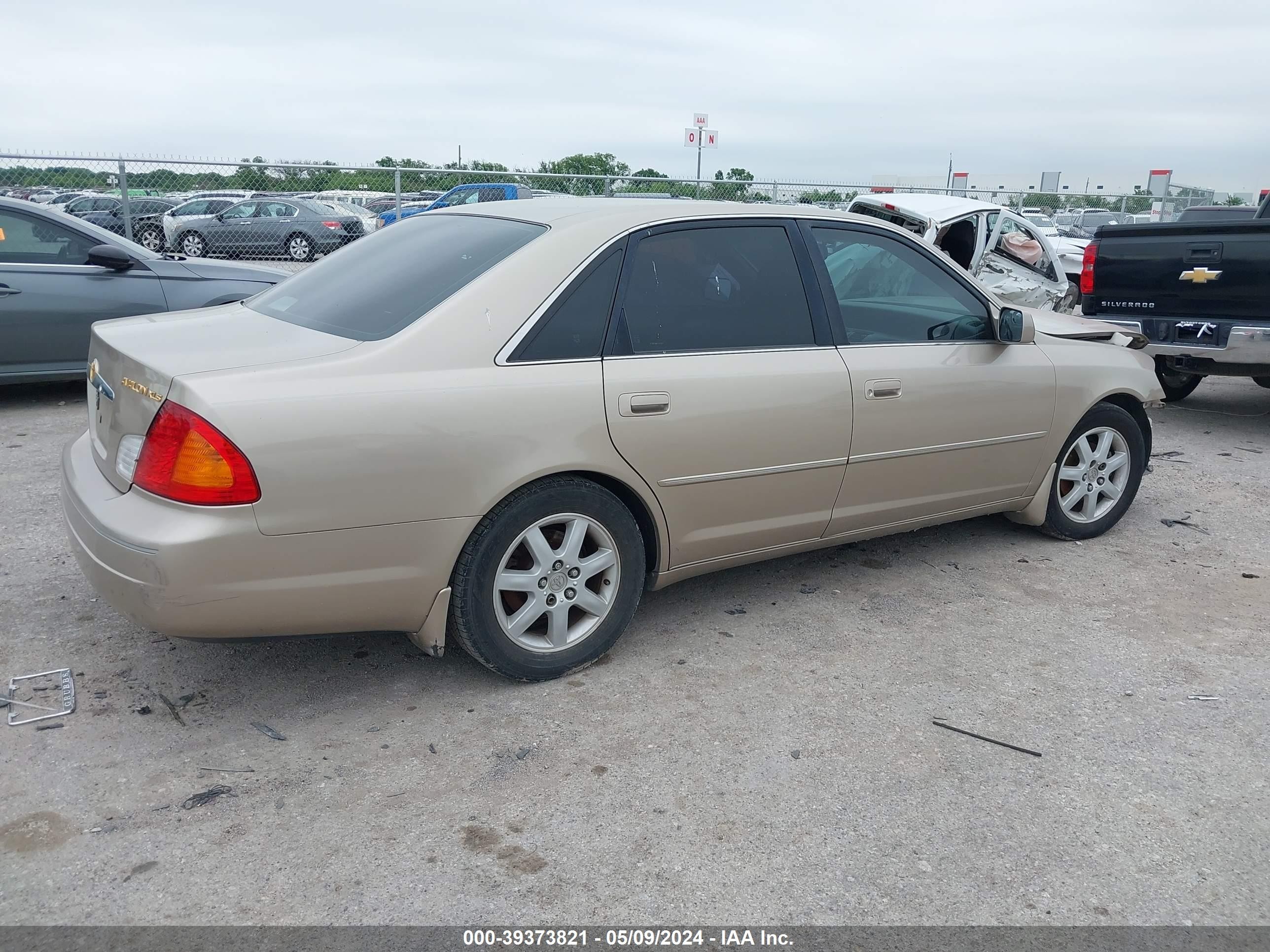 Photo 3 VIN: 4T1BF28B9YU114023 - TOYOTA AVALON 