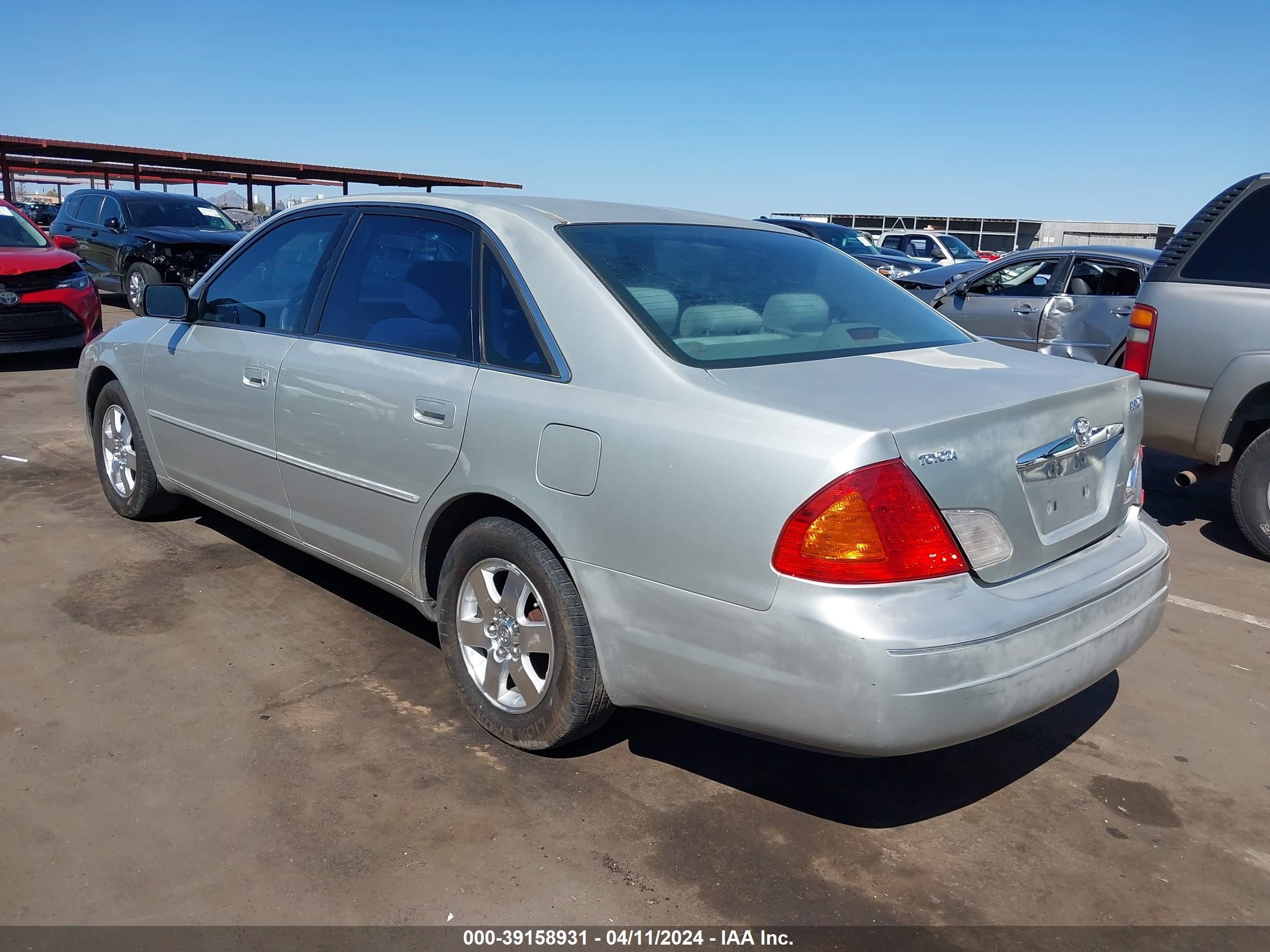 Photo 2 VIN: 4T1BF28BX2U196884 - TOYOTA AVALON 