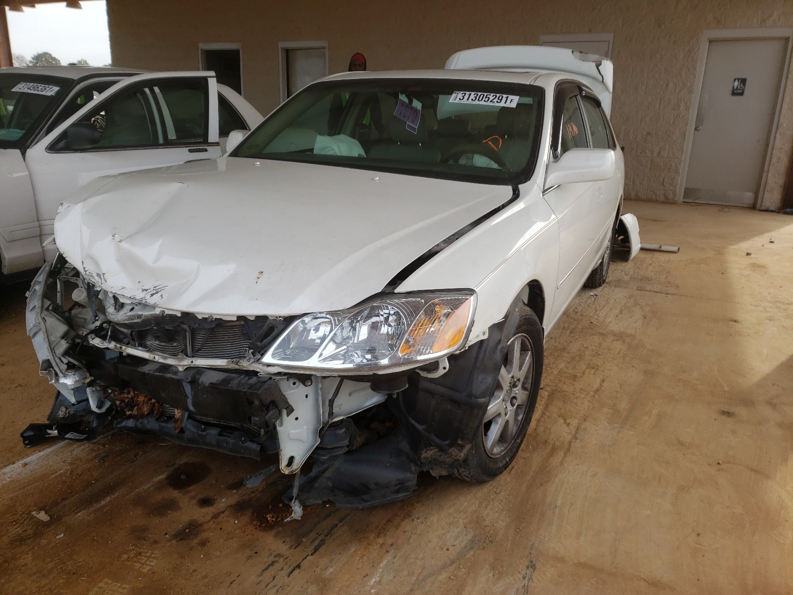 Photo 1 VIN: 4T1BF28BX2U234632 - TOYOTA AVALON XL 