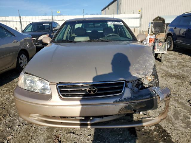 Photo 4 VIN: 4T1BF28K0YU934426 - TOYOTA CAMRY 