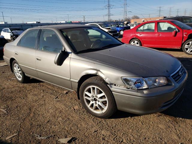 Photo 3 VIN: 4T1BF28K1YU114582 - TOYOTA CAMRY 