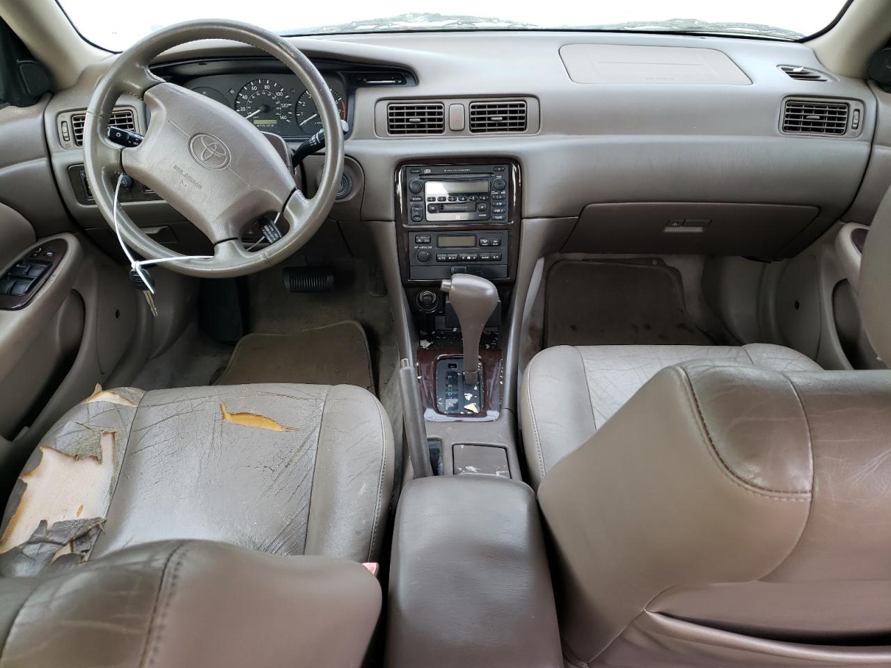 Photo 7 VIN: 4T1BF28K21U130442 - TOYOTA CAMRY 