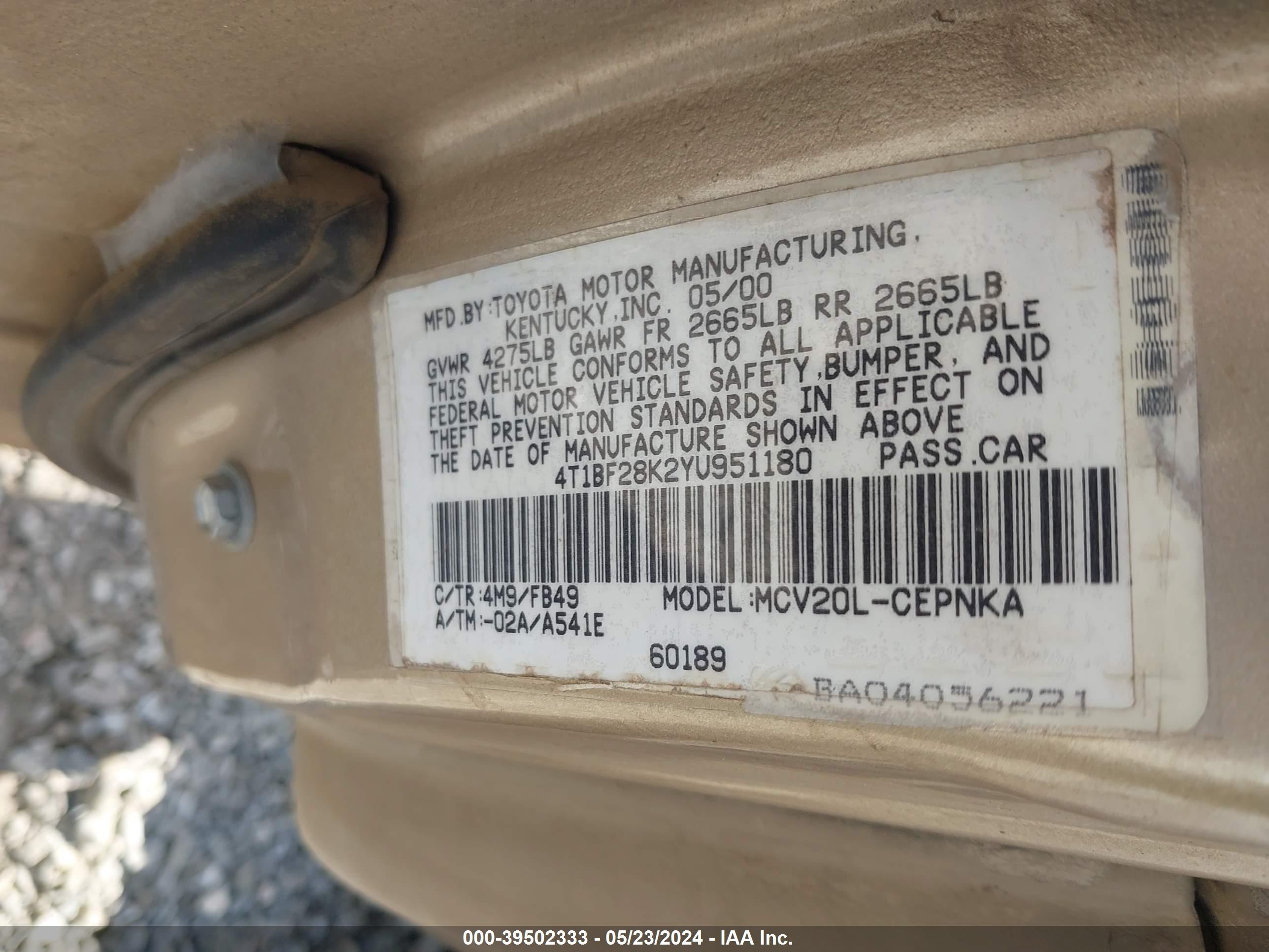 Photo 8 VIN: 4T1BF28K2YU951180 - TOYOTA CAMRY 