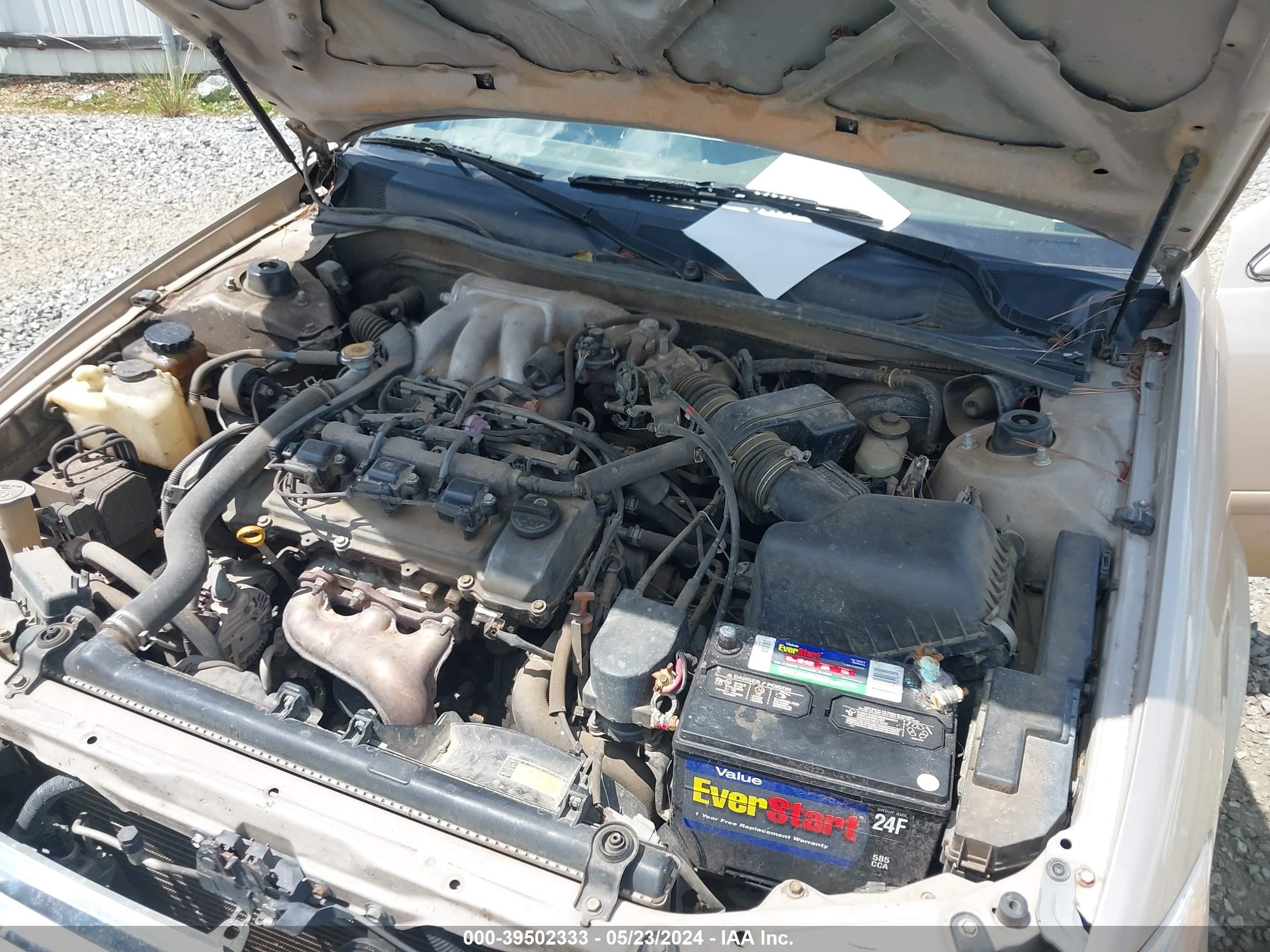 Photo 9 VIN: 4T1BF28K2YU951180 - TOYOTA CAMRY 