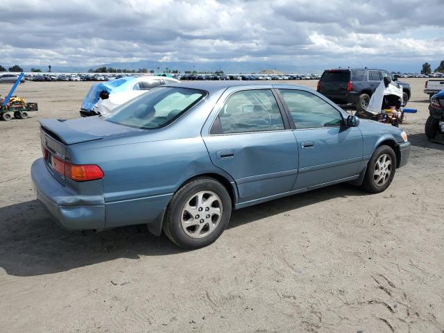 Photo 2 VIN: 4T1BF28K3YU934775 - TOYOTA CAMRY 