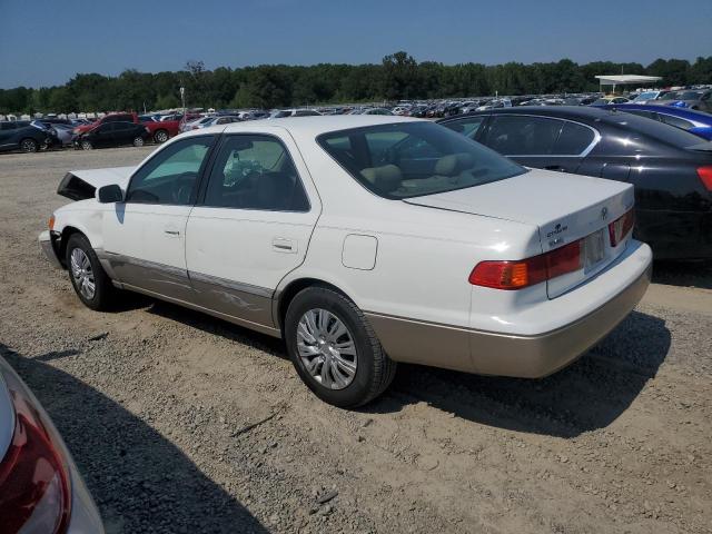 Photo 1 VIN: 4T1BF28K3YU935330 - TOYOTA CAMRY LE 